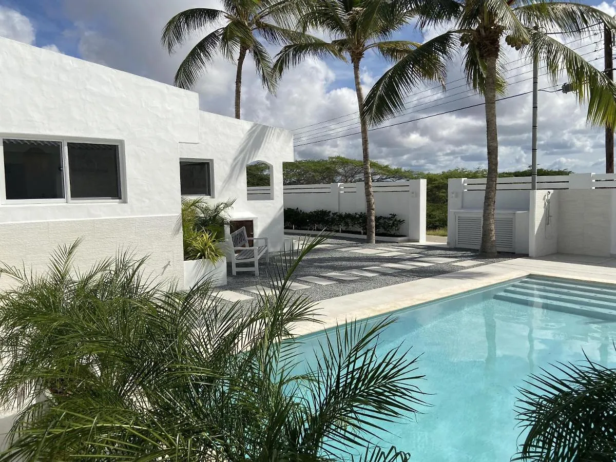 Movida Inn Aruba Palm Beach 0*,