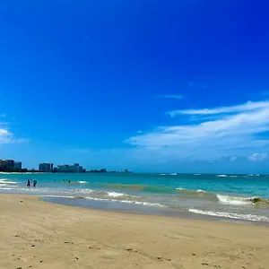 Apartment Isla Modern With Pool, San Juan