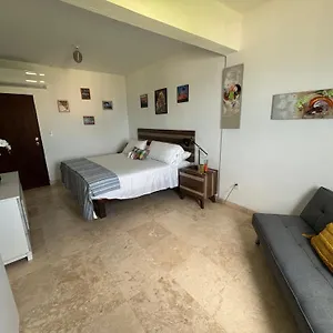 Apartment Bednbong Experience, Arecibo