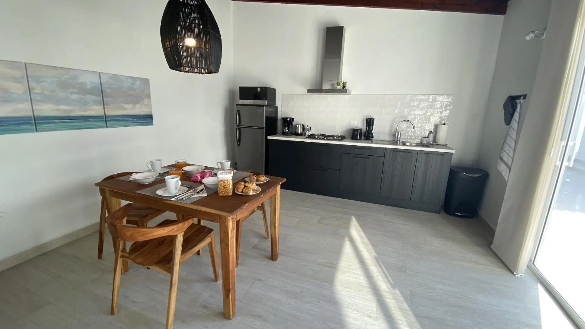 Movida Inn Aruba Palm Beach Apartment