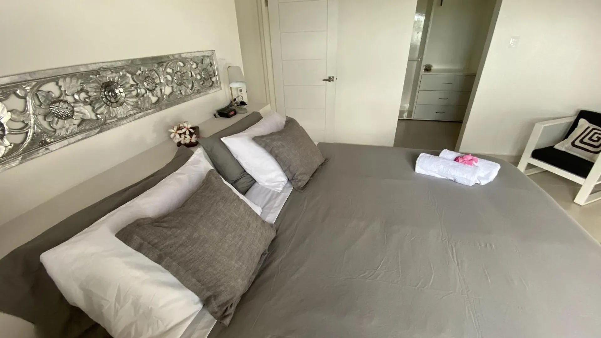 Movida Inn Aruba Palm Beach Apartment
