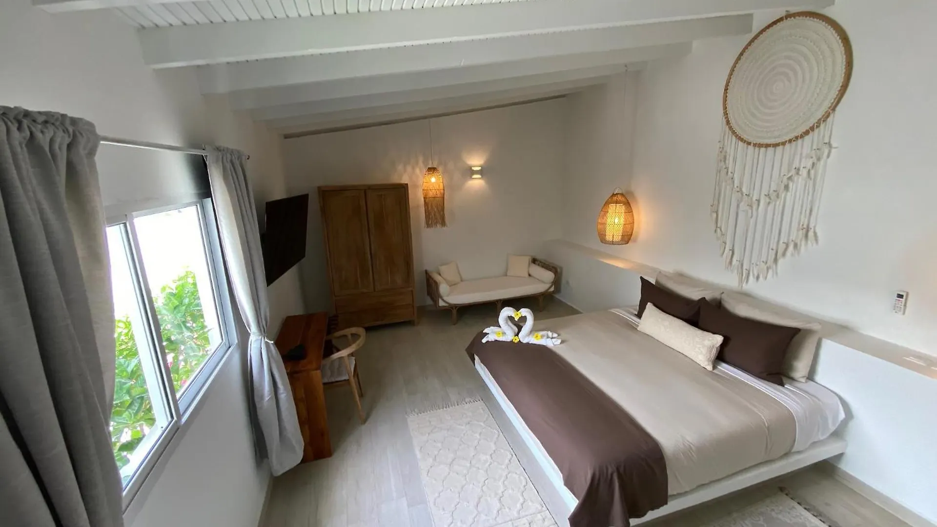Movida Inn Aruba Palm Beach Apartment